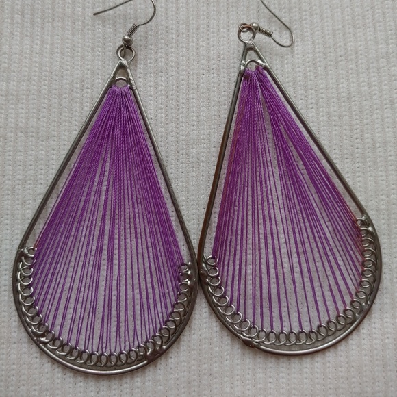 Silver tear drop earrings - Picture 2 of 3